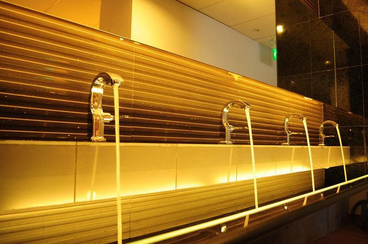 River City Inn Singapore Rum bild
